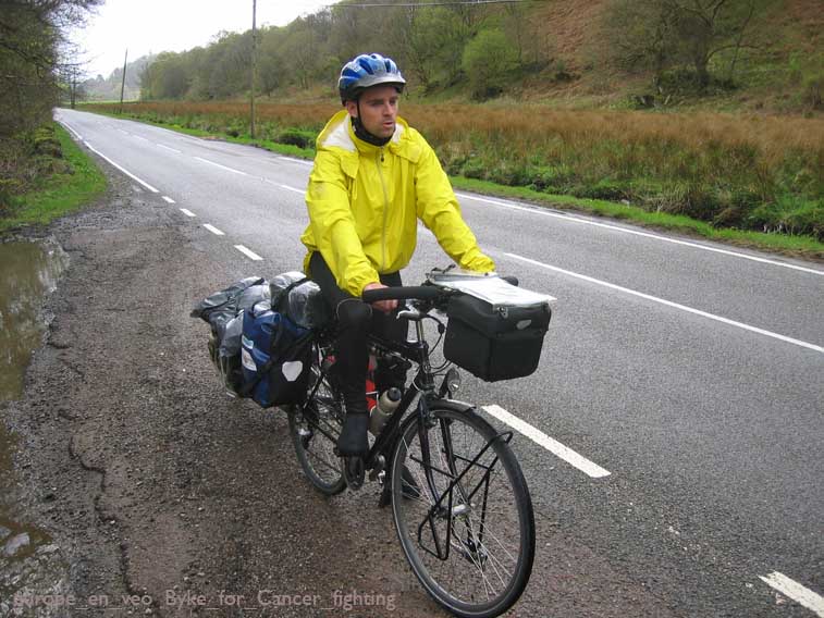 w1373_Cycliste_Jonas-cancer