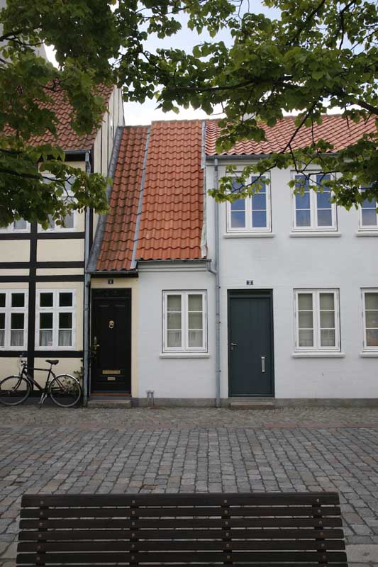 w-DK_8916-petite_maison -Odense