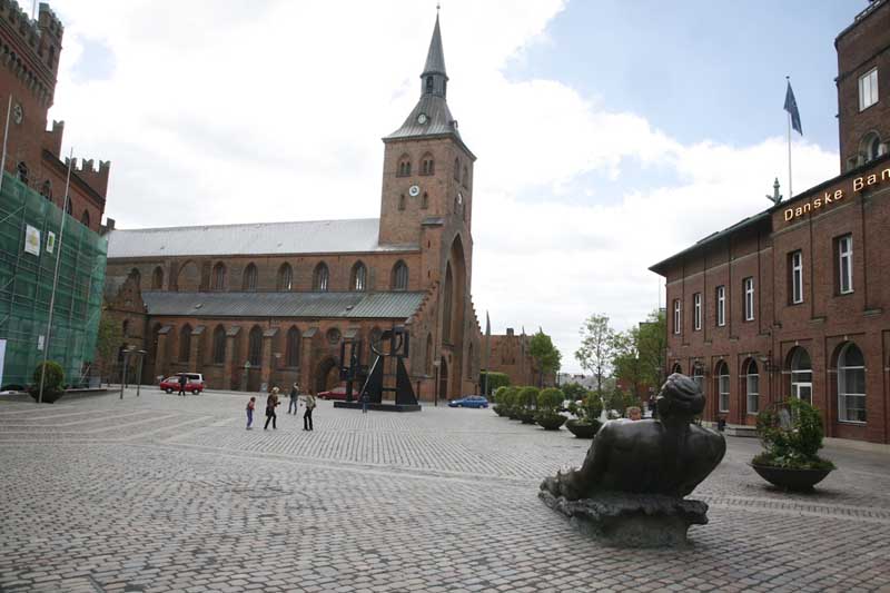 w-DK_8939 -place