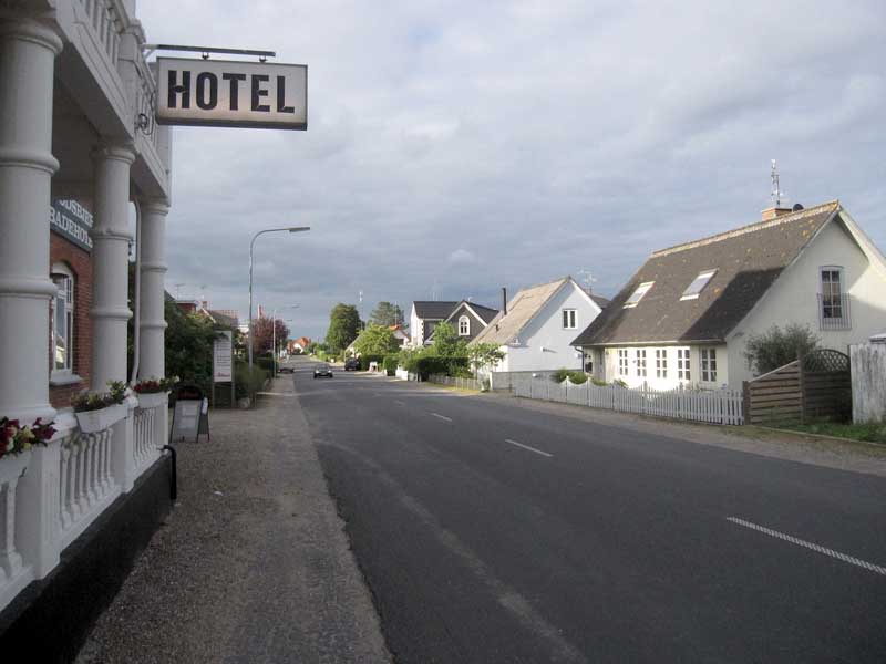 w-DK_9126-viel_Hotel-sympa 