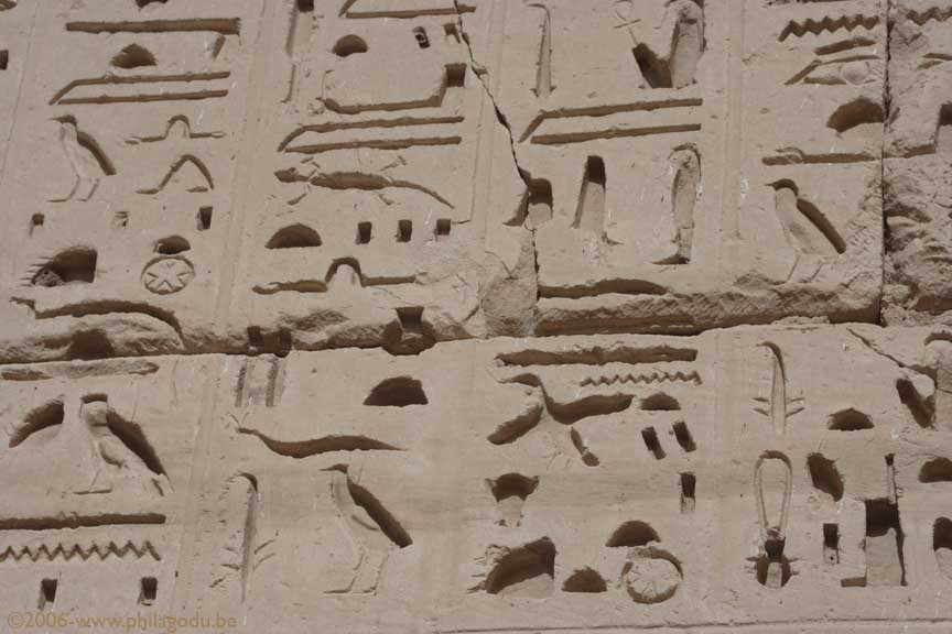 Lxr-Habu-tpl-hierogly_84