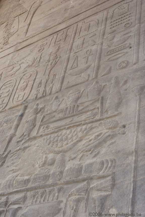 Asw-Philae-bas_relief_60
