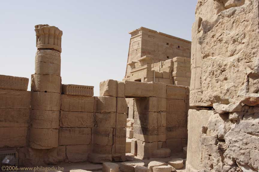 Asw-Philae-temple_69