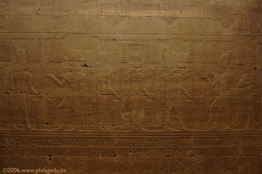 Kalabcha13-int_relief_96