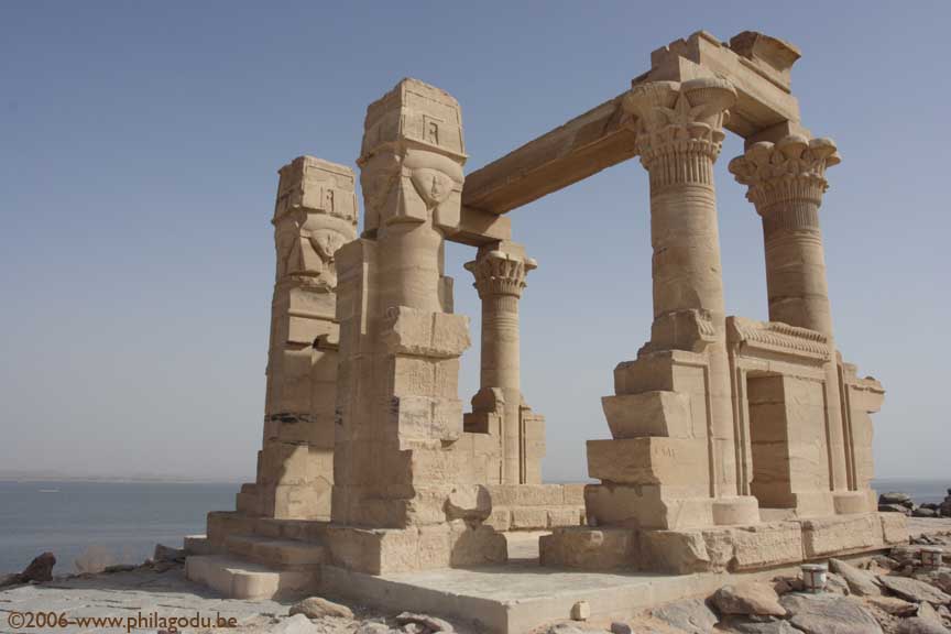 Kalabcha26-temple_athor_03