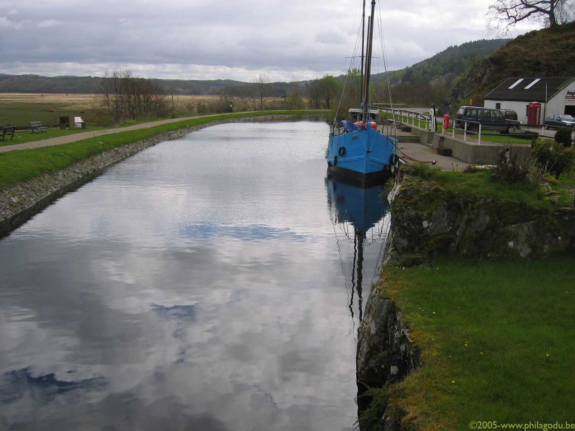 w1339_Bellanoch_Canal+bateau