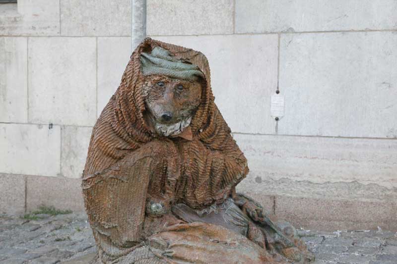 w-9973-pauvre_Reinaert-sculpture