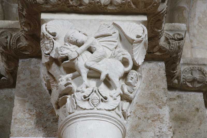 w-Vezelay-basilique-106_jpg