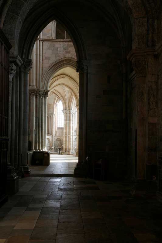 w-Vezelay-basilique-120