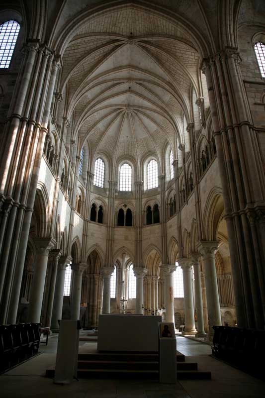 w-Vezelay-basilique-89
