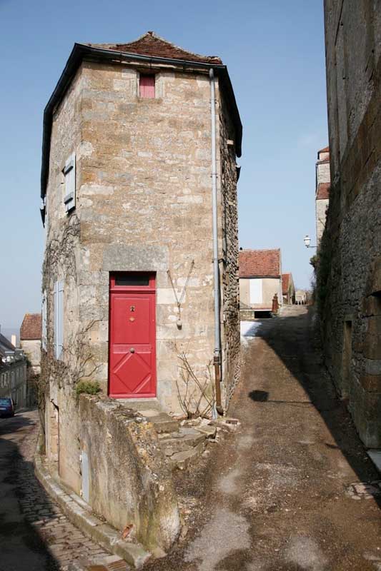 w-Vezelay-rue-08